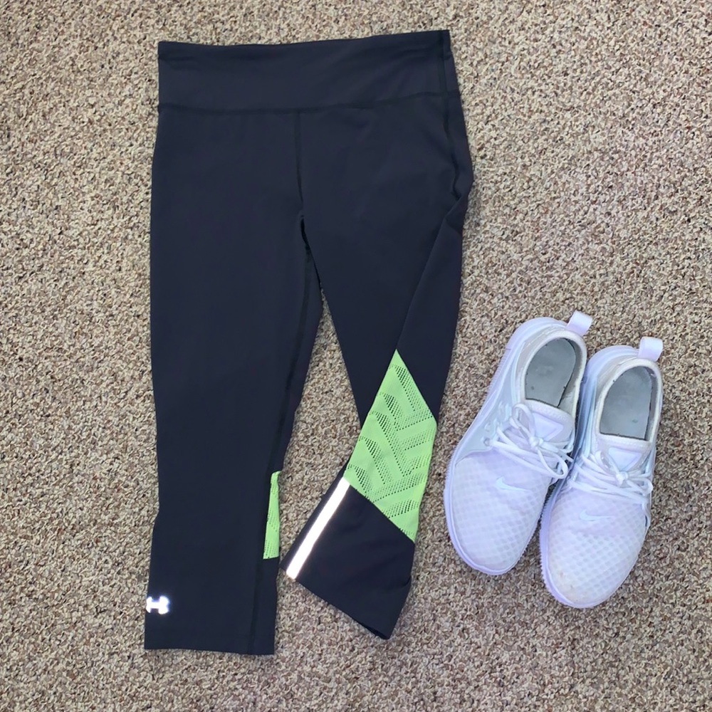 under armour cropped athletic leggings